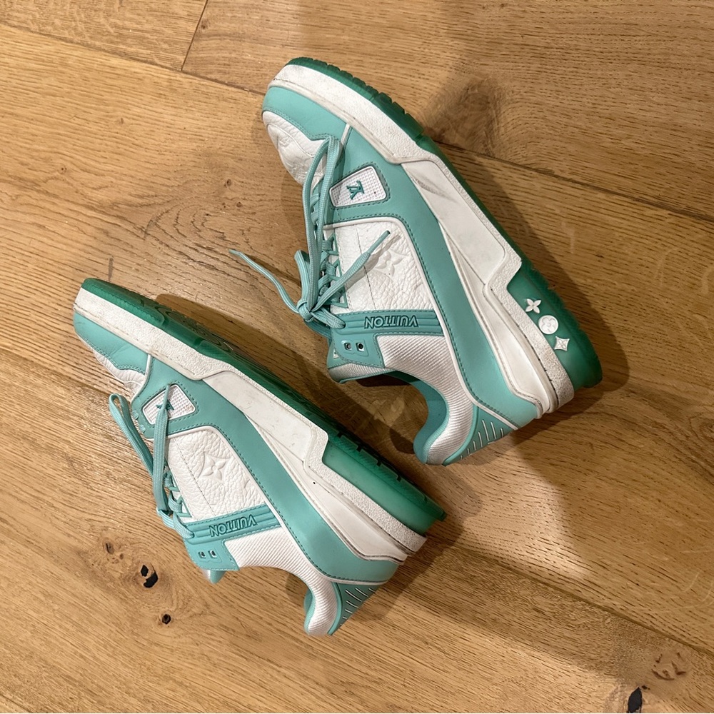 LV TRAINERS